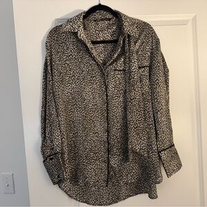 Worn once Women’s leopard silk blouse